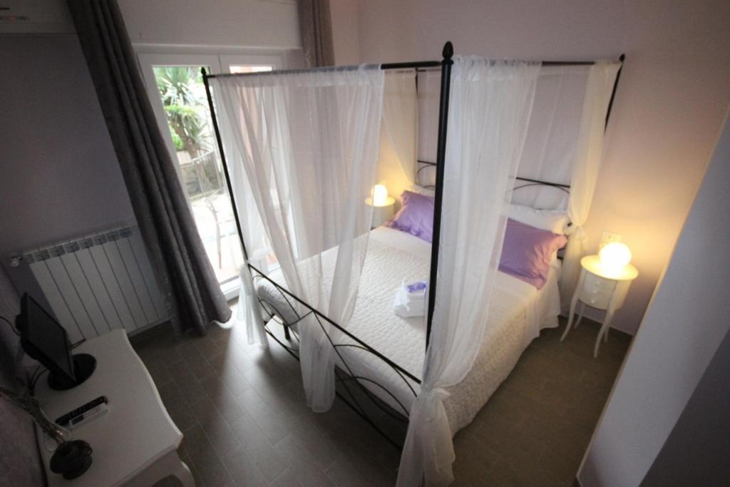 ספוטורנו B&B Ai Tre Archi מראה חיצוני תמונה